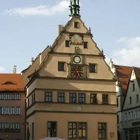 Am Siebersturm Konukevi Rothenburg ob der Tauber